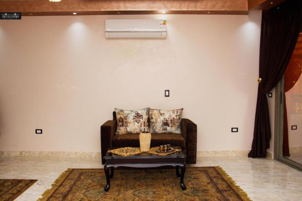 Aswan Plaza - Share Apartment Eksteriør billede